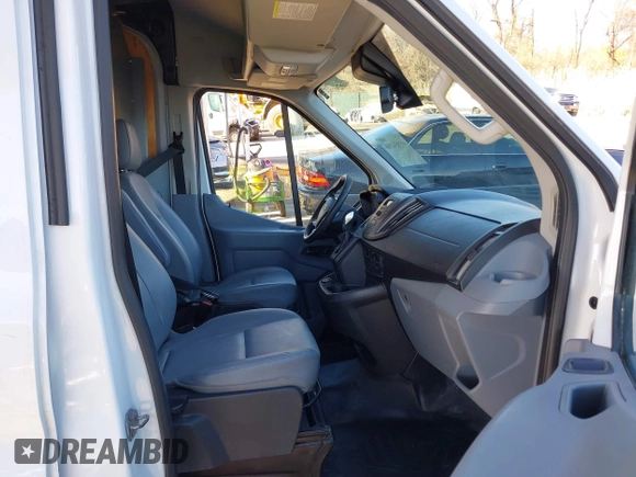 2018 Ford Transit with VIN 1FTYR2CM5JKB40103, listed as a IAAI auction lot 41854390 with 151,848 mi miles. Bid and sale history available at carsss.com. Image 5.