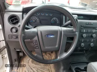 2013 Ford F-150 XL z VIN 1FTEX1EM7DKF27157, wystawiony jako IAAI lot #42786348 z przebiegiem 157 918 mil mil oraz . Historia ofert i sprzedaży dostępna na DreamBid. Obrazek 27.