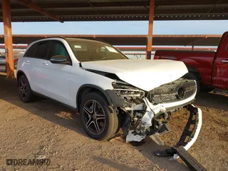 2022 Mercedes-Benz GLC with VIN W1N0G8EB2NV394902, listed as a IAAI auction lot 40949968 with 18,962 mi miles. Bid and sale history available at carsss.com. Image 1.