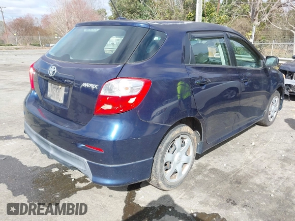 2010 Toyota Matrix with VIN 2T1KU4EE4AC358606, listed as a IAAI auction lot 41731982 with 162,580 mi miles. Bid and sale history available at carsss.com. Image 4.