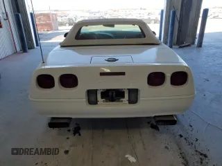 1994 Chevrolet Corvette z VIN 1G1YY32P5R5111448, wystawiony jako Copart lot #41581755 z przebiegiem 65 031 mil mil oraz Szkoda całkowita • Salvage title. Historia ofert i sprzedaży dostępna na DreamBid. Obrazek 6.