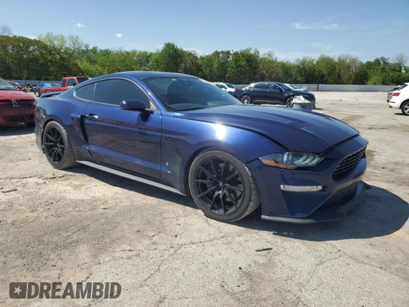 2019 Ford Mustang GT z VIN 1FA6P8CF2K5123203, wystawiony jako Copart lot #53878315 z przebiegiem 65 153 mil mil oraz Szkody całkowita. Historia ofert i sprzedaży dostępna na DreamBid. Obrazek 4.