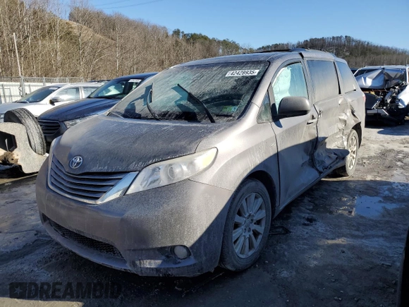 2017 Toyota Sienna with VIN 5TDDZ3DC1HS179848, listed as a Copart auction lot 42428935 with 90,137 mi miles and Salvage Title. Bid and sale history available at DreamBid. Image 1.