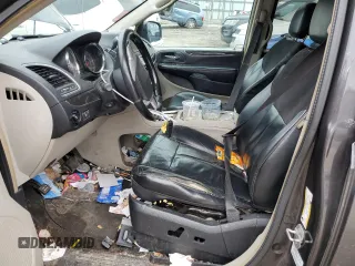 2016 Chrysler Town & Country Limited Platinum with VIN 2C4RC1GG9GR239750, listed as a Copart auction lot 47394415 with 156,273 mi miles and Salvage Title. Bid and sale history available at carsss.com. Image 7.