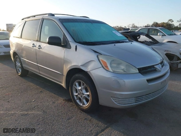 2004 Toyota Sienna LE with VIN 5TDBA23C54S026300, listed as a IAAI auction lot 41935386 with 293,674 mi miles. Bid and sale history available at carsss.com. Image 1.