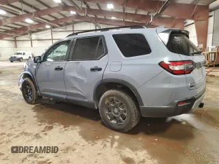 2025 Honda Pilot TrailSport with VIN 5FNYG1H64SB054791, listed as a Copart auction lot 53564105 with 15,289 mi miles and Non repairable. Bid and sale history available at DreamBid. Image 2.