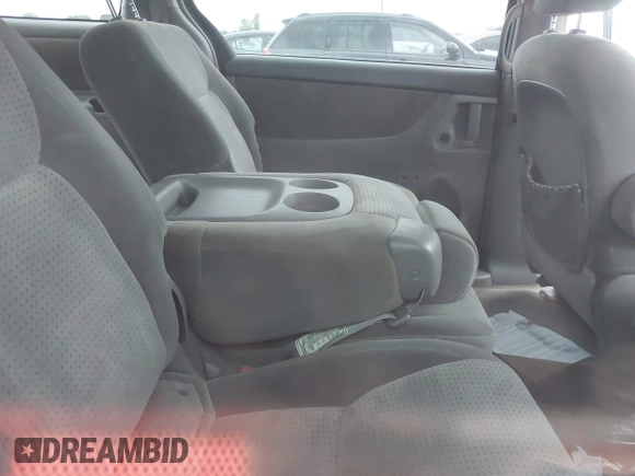 2008 Toyota Sienna CE with VIN 5TDZK23CX8S197027, listed as a IAAI auction lot 41962530 with Not Provided miles and . Bid and sale history available at DreamBid. Image 8.