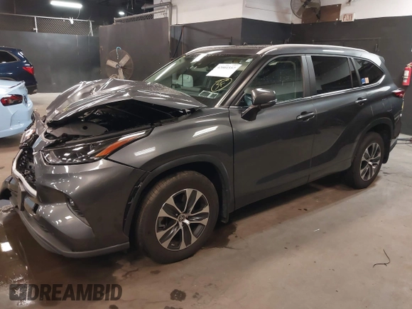 2023 Toyota Highlander L z VIN 5TDKDRBH2PS022528, wystawiony jako IAAI lot #42001557 z przebiegiem 29 527 mil mil oraz . Historia ofert i sprzedaży dostępna na DreamBid. Obrazek 17.