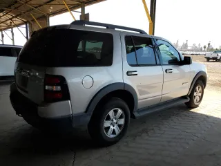 2007 Ford Explorer XLT z VIN 1FMEU63E57UA34759, wystawiony jako Copart lot #65446055 z przebiegiem 206 473 mil mil oraz Czysty tytuł • Clean title. Historia ofert i sprzedaży dostępna na DreamBid. Obrazek 3.