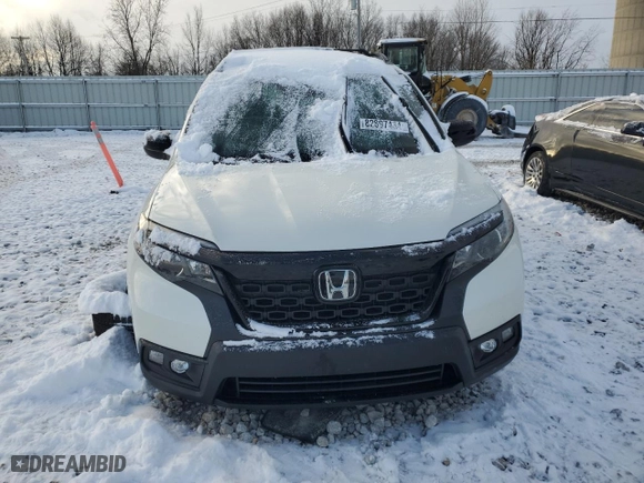 2019 Honda Passport Sport with VIN 5FNYF8H21KB017819, listed as a Copart auction lot 82897434 with 0 mi miles and Clean Title. Bid and sale history available at carsss.com. Image 5.