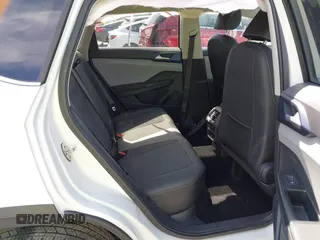 2024 Volkswagen Taos SE z VIN 3VVSX7B25RM071752, wystawiony jako IAAI lot #41775176 z przebiegiem 11 262 mil mil oraz . Historia ofert i sprzedaży dostępna na DreamBid. Obrazek 8.