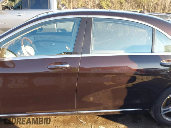2016 Mercedes-Benz S 550 with VIN WDDUG8CB0GA266959, listed as a IAAI auction lot 41335648 with 101,499 mi miles and . Bid and sale history available at carsss.com. Image 15.
