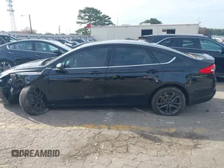 2018 Ford Fusion SE with VIN 3FA6P0HDXJR157605, listed as a IAAI auction lot 40979897 with 128,322 mi miles. Bid and sale history available at carsss.com. Image 13.