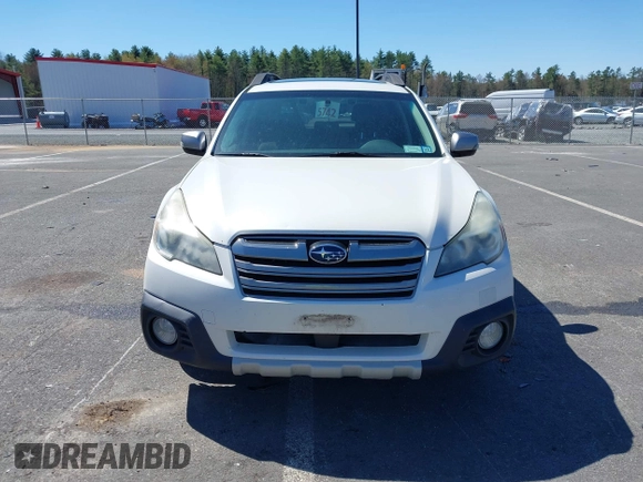 2014 Subaru Outback 2.5i Limited with VIN 4S4BRBPC9E3255693, listed as a IAAI auction lot 42134200 with 262,009 mi miles. Bid and sale history available at carsss.com. Image 12.