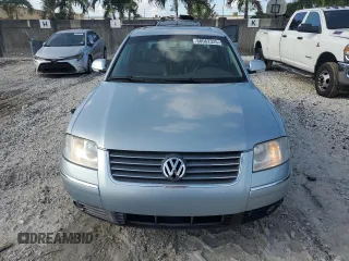 2004 Volkswagen Passat GLS z VIN WVWPE63B04P326636, wystawiony jako Copart lot #60062325 z przebiegiem 117 498 mil mil oraz Czysty tytuł • Clean title. Historia ofert i sprzedaży dostępna na DreamBid. Obrazek 5.