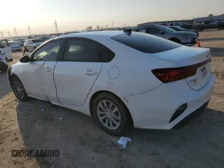 2024 Kia Forte LX with VIN 3KPF24AD5RE726244, listed as a Copart auction lot 47210975 with 35,402 mi miles and Salvage Title. Bid and sale history available at carsss.com. Image 2.
