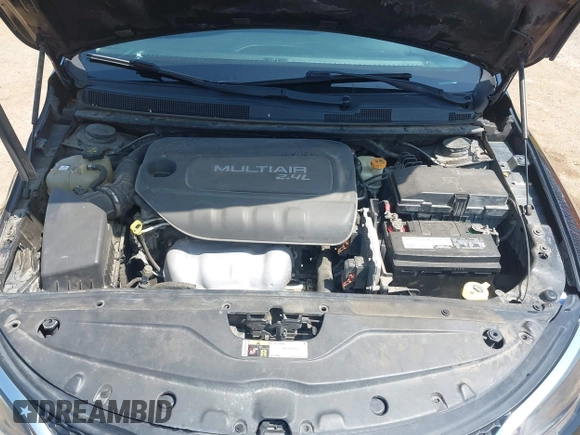 2015 Chrysler 200 Limited with VIN 1C3CCCABXFN661489, listed as a IAAI auction lot 41919598 with 169,131 mi miles. Bid and sale history available at carsss.com. Image 10.