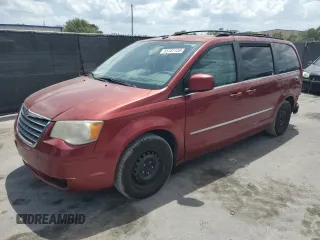 2010 Chrysler Town & Country Touring Plus z VIN 2A4RR8DX9AR344995, wystawiony jako Copart lot #55101135 z przebiegiem 154 454 mil mil oraz Szkoda całkowita • Salvage title. Historia ofert i sprzedaży dostępna na DreamBid. Obrazek 1.