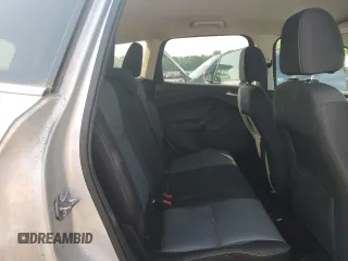 2017 Ford Escape SE z VIN 1FMCU9G99HUF01057, wystawiony jako Copart lot #60351695 z przebiegiem Nie podano mil oraz Czysty tytuł • Clean title. Historia ofert i sprzedaży dostępna na DreamBid. Obrazek 10.