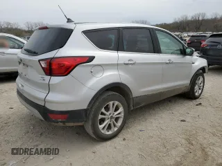 2019 Ford Escape SE with VIN 1FMCU9G91KUC08552, listed as a Copart auction lot 50884505 with 134,644 mi miles and Salvage Title. Bid and sale history available at carsss.com. Image 3.