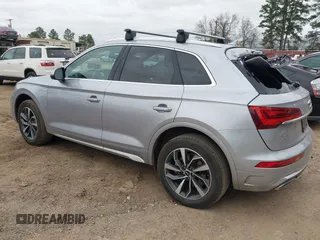 2024 Audi Q5 S line Premium Plus with VIN WA1EAAFY0R2083723, listed as a IAAI auction lot 41746336 with 24,190 mi miles. Bid and sale history available at carsss.com. Image 3.
