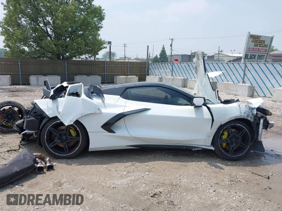 2022 Chevrolet Corvette 2LT with VIN 1G1YB3D43N5104612, listed as a IAAI auction lot 42306281 with Not provided miles and . Bid and sale history available at DreamBid. Image 13.