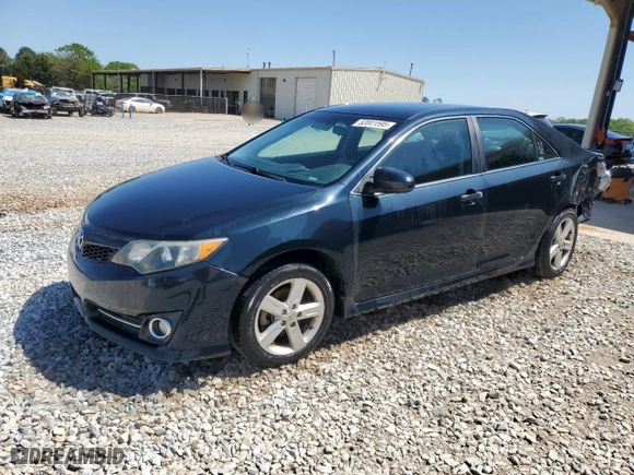 2014 Toyota Camry L with VIN 4T1BF1FK7EU418413, listed as a Copart auction lot 52041595 with 129,790 mi miles and Salvage Title. Bid and sale history available at carsss.com. Image 1.