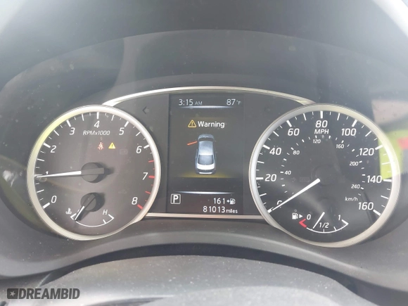 2017 Nissan Sentra SV with VIN 3N1AB7AP1HL672735, listed as a IAAI auction lot 41808677 with 81,013 mi miles. Bid and sale history available at carsss.com. Image 7.