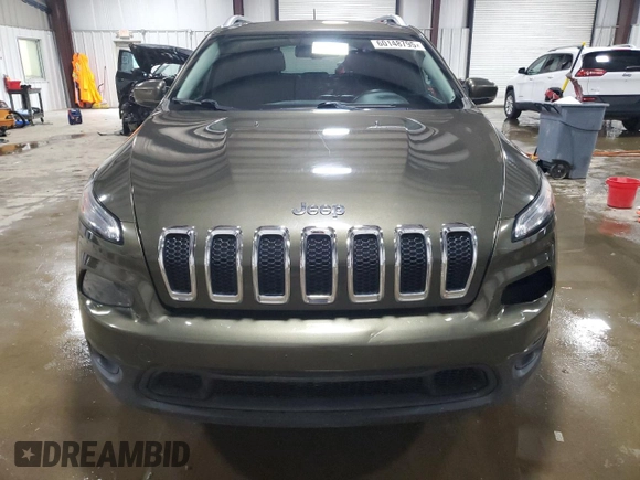 2015 Jeep Cherokee Latitude z VIN 1C4PJMCS9FW551890, wystawiony jako Copart lot #60148795 z przebiegiem 129 928 mil mil oraz Szkoda całkowita • Salvage title. Historia ofert i sprzedaży dostępna na DreamBid. Obrazek 5.