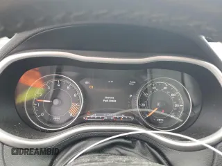 2015 Jeep Cherokee Trailhawk с VIN 1C4PJMBS6FW501367, выставлен на аукционе Copart как лот 59855355 с пробегом 113 711 миль миль и Списание • Salvage title. История ставок и продаж доступна на DreamBid. Изображение 9.