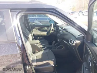 2021 Chevrolet TrailBlazer LT with VIN KL79MRSL9MB120197, listed as a IAAI auction lot 41639014 with 40,088 mi miles. Bid and sale history available at carsss.com. Image 5.