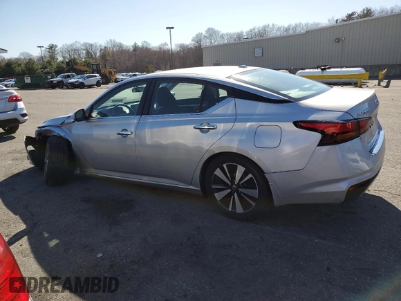 2022 Nissan Altima SV z VIN 1N4BL4DV0NN323767, wystawiony jako Copart lot #53712905 z przebiegiem 75 346 mil mil oraz Szkoda całkowita • Salvage title. Historia ofert i sprzedaży dostępna na DreamBid. Obrazek 2.