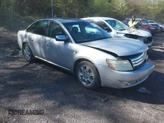 2008 Ford Taurus Limited with VIN 1FAHP25W88G168033, listed as a IAAI auction lot 41802067 with 139,747 mi miles. Bid and sale history available at carsss.com. Image 1.