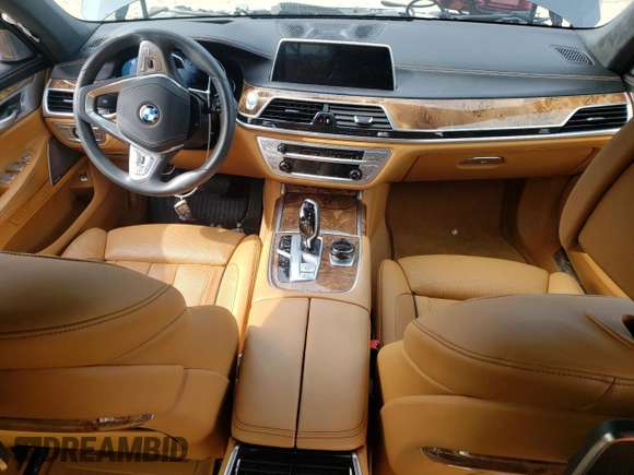 2019 BMW 7 Series 750i xDrive с VIN WBA7F2C53KB239689, выставлен на аукционе Copart как лот 55493754 с пробегом Не указан миль и . История ставок и продаж доступна на DreamBid. Изображение 8.