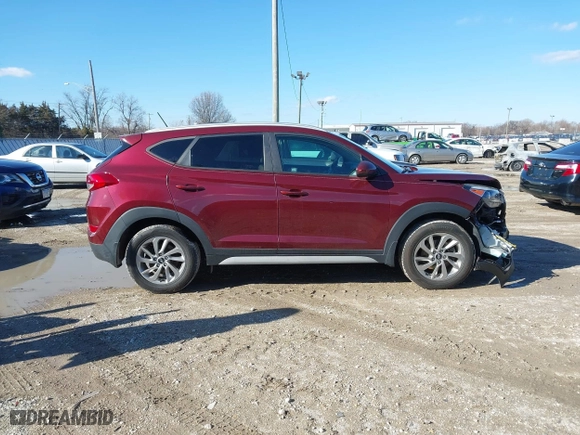 2017 Hyundai Tucson SE Plus with VIN KM8J33A45HU391175, listed as a IAAI auction lot 41803304 with 70,784 mi miles. Bid and sale history available at carsss.com. Image 14.