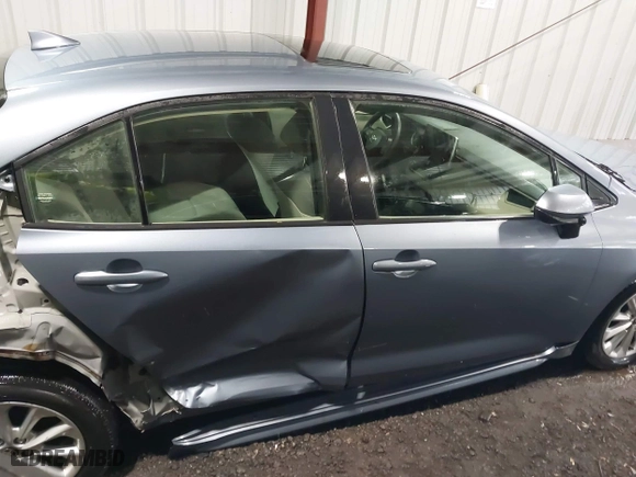 2020 Toyota Corolla LE with VIN JTDHPRAE2LJ092143, listed as a IAAI auction lot 42011827 with 49,388 mi miles. Bid and sale history available at carsss.com. Image 13.