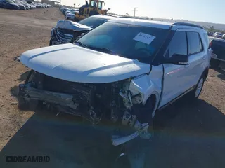 2016 Ford Explorer XLT with VIN 1FM5K7DH8GGA87040, listed as a IAAI auction lot 41827158 with 134,833 mi miles. Bid and sale history available at carsss.com. Image 17.
