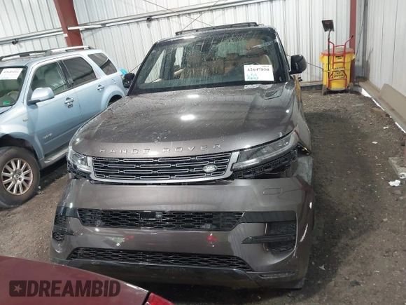 2024 Land Rover Range Rover Sport SE with VIN SAL1P9EU6RA170735, listed as a IAAI auction lot 42647850 with 8,906 mi miles and . Bid and sale history available at DreamBid. Image 11.