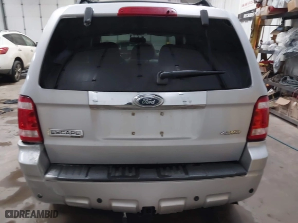 2009 Ford Escape Limited with VIN 1FMCU94G29KC05247, listed as a IAAI auction lot 41417395 with 204,256 mi miles. Bid and sale history available at carsss.com. Image 16.