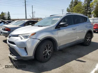 2016 Toyota RAV4 SE with VIN 2T3JFREV5GW499752, listed as a Copart auction lot 62032045 with 77,711 mi miles and Salvage title. Bid and sale history available at DreamBid. Image 1.