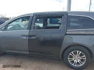 2011 Honda Odyssey EX with VIN 5FNRL5H46BB023905, listed as a IAAI auction lot 41425049 with 163,012 mi miles. Bid and sale history available at carsss.com. Image 15.