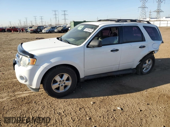 2009 Ford Escape XLS with VIN 1FMCU92729KD10213, listed as a Copart auction lot 48704425 with 114,219 mi miles and Salvage title. Bid and sale history available at DreamBid. Image 1.