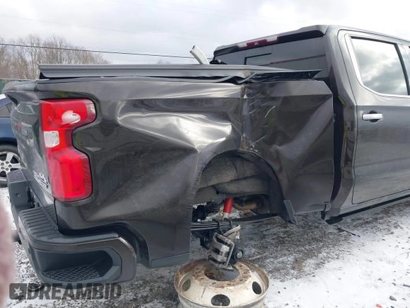 2019 Chevrolet Silverado 1500 High Country with VIN 1GCUYHEL1KZ204249, listed as a IAAI auction lot 41718868 with 36,237 mi miles. Bid and sale history available at carsss.com. Image 6.