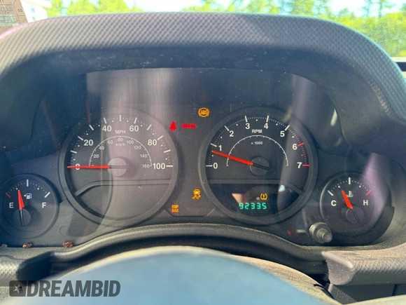 2008 Jeep Wrangler Unlimited X с VIN 1J4GA39158L578432, выставлен на аукционе Copart как лот 65827245 с пробегом 92 335 миль миль и Чистый • Clean title. История ставок и продаж доступна на DreamBid. Изображение 8.