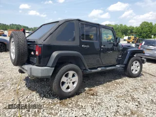 2008 Jeep Wrangler Unlimited Sahara with VIN 1J4GA59178L607960, listed as a Copart auction lot 57855995 with 122,913 mi miles and Salvage title. Bid and sale history available at DreamBid. Image 3.