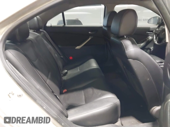 2005 Pontiac G6 GT with VIN 1G2ZH528854167162, listed as a IAAI auction lot 40973635 with 207,742 mi miles. Bid and sale history available at carsss.com. Image 8.