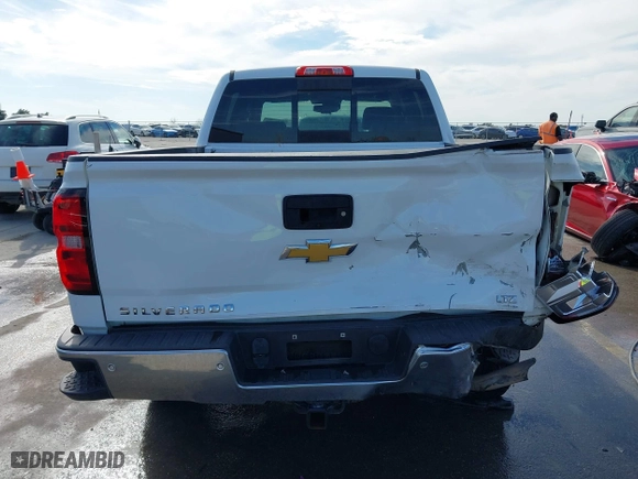 2015 Chevrolet Silverado 1500 LTZ with VIN 3GCUKSEC6FG435135, listed as a IAAI auction lot 41680508 with 207,386 mi miles. Bid and sale history available at carsss.com. Image 16.