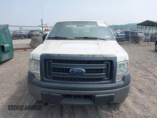 2014 Ford F-150 XL z VIN 1FTFX1EF6EKF63316, wystawiony jako IAAI lot #42405758 z przebiegiem 107 127 mil mil oraz . Historia ofert i sprzedaży dostępna na DreamBid. Obrazek 12.