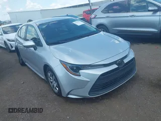 2023 Toyota Corolla LE z VIN 5YFB4MDE6PP024815, wystawiony jako IAAI lot #42433331 z przebiegiem 48 348 mil mil oraz . Historia ofert i sprzedaży dostępna na DreamBid. Obrazek 1.