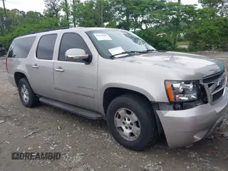 2007 Chevrolet Suburban LS with VIN 1GNFC16J97R179742, listed as a IAAI auction lot 42223885 with 182,718 mi miles and . Bid and sale history available at DreamBid. Image 1.